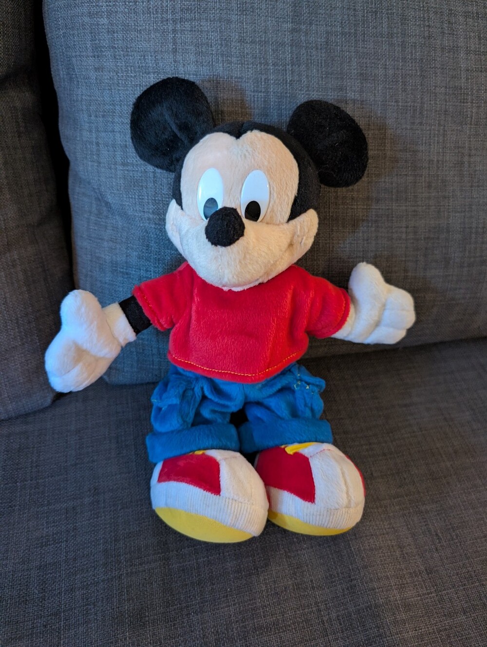 Vintage 2001 Fisher Price Mickey Mouse